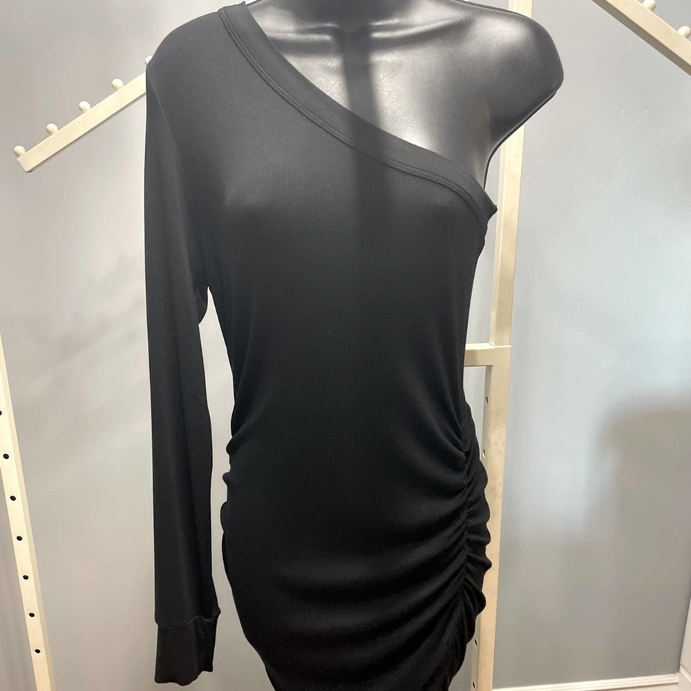 LA made NWT Women’s Medium Black One Sleeve Dress